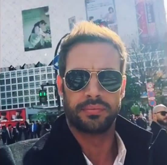 Y es que su galanura no pasó desapercibida en ese país.