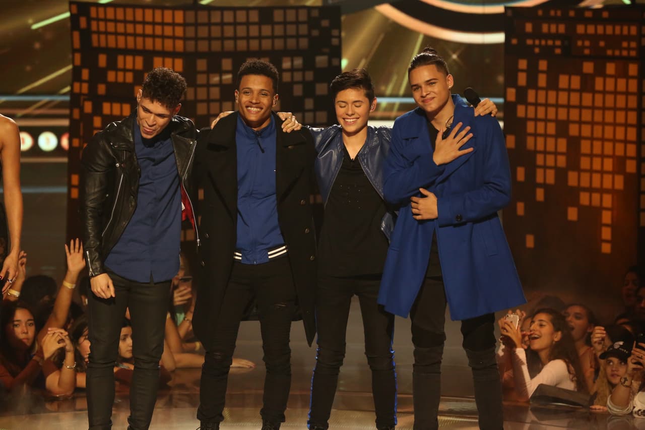 Mario Domm no ocultó su satisfacción, y aconsejó a Brian y a sus compañeros que mantuvieran los pies en la tierra en su carrera musical.