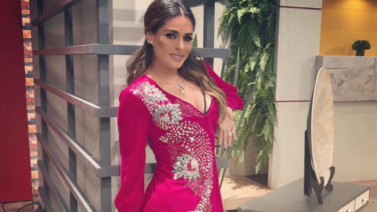 Entre risas, Galilea Montijo desmiente que le hayan regalado auto de lujo