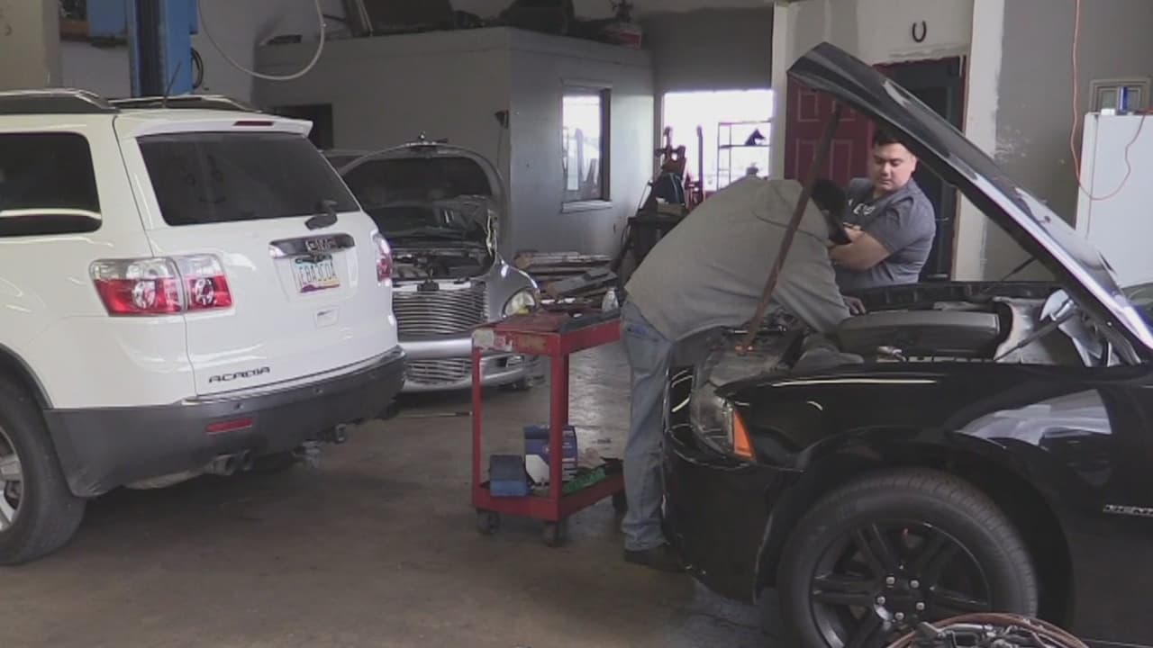 Un estudio muestra que los hispanos están más expuestos a químicos tóxicos en sus trabajos