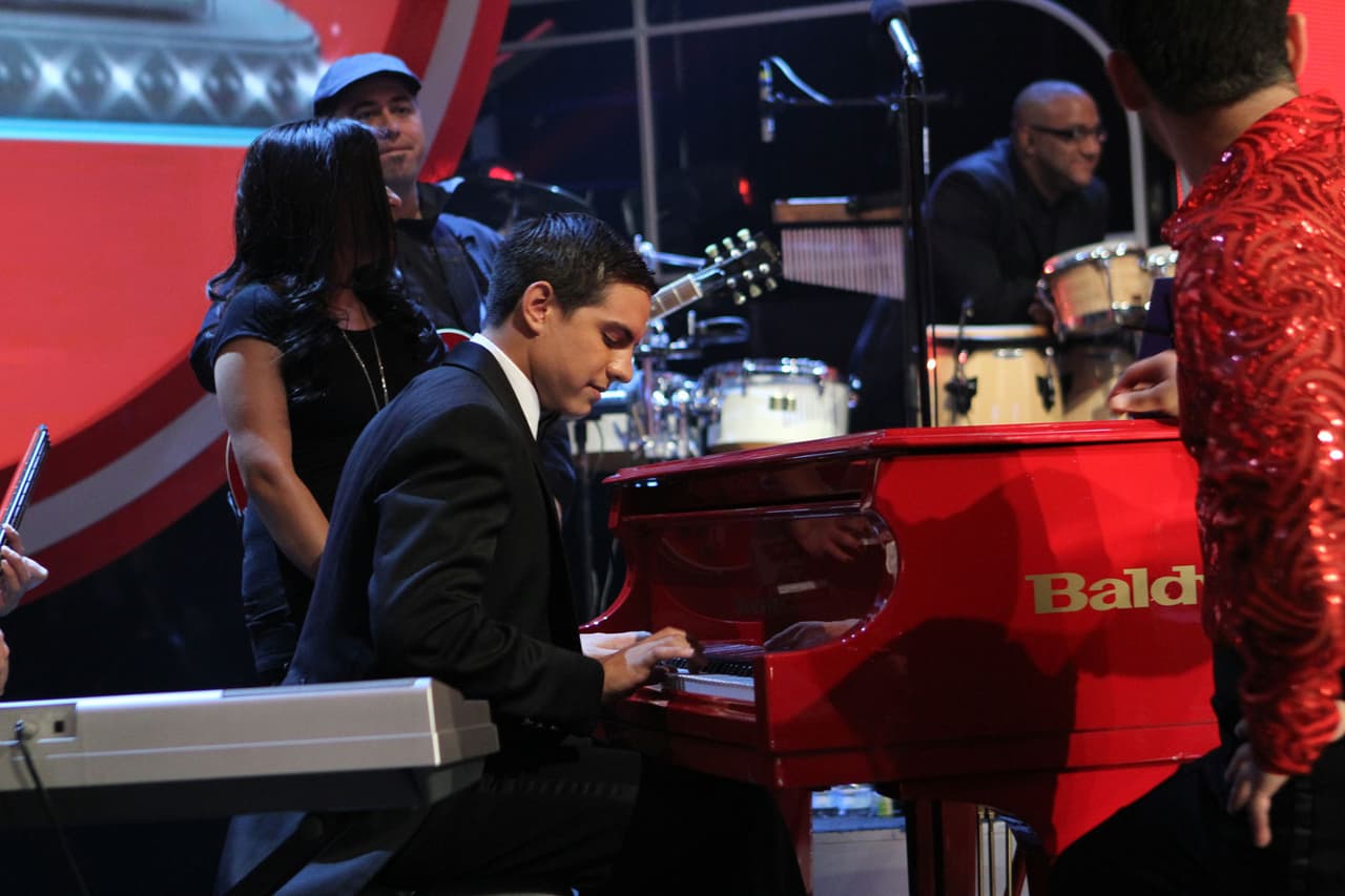 Desde entonces, el actor mostró tener talento también para la música.