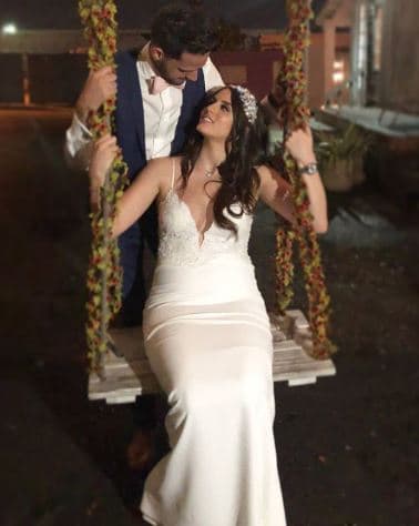 "Toda la felicidad del mundo en esta nueva etapa. Que el amor y el respeto reinen siempre. Los amo", publicó Giselle en compañía de esta imagen de los recién casados.