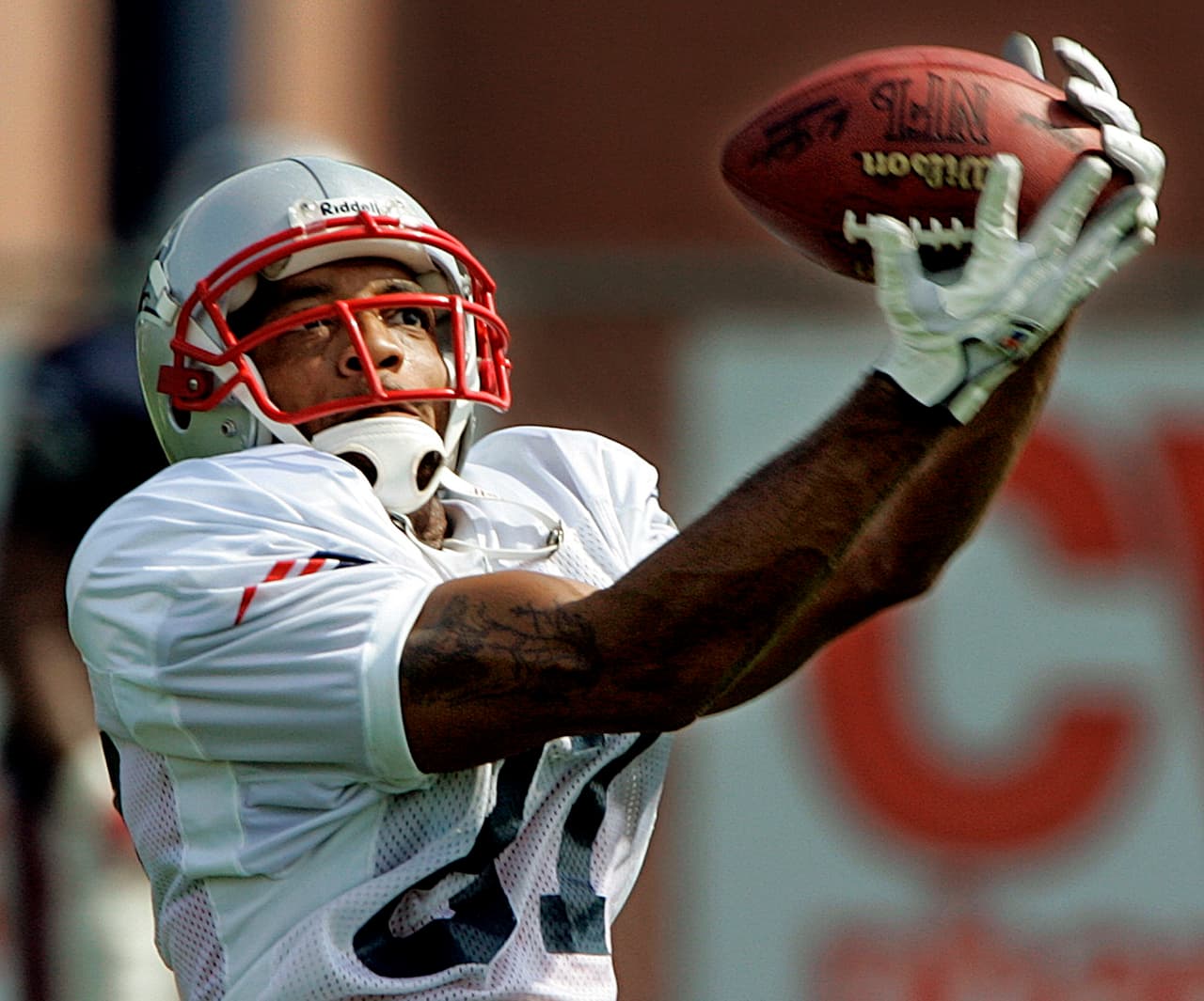 Asesinan al exreceptor de la NFL, Reche Caldwell, en Tampa