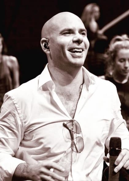 Pero no sólo eso, el intérprete de 'Fun' también adora otro tipo de costosos autos...