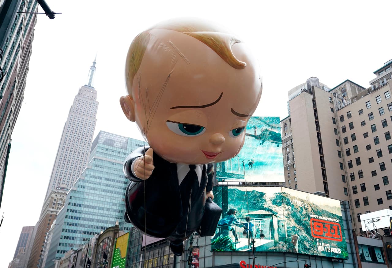 Al igual que las presentaciones artísticas, el desfile de Thanksgiving lució sus tradiciones globos.