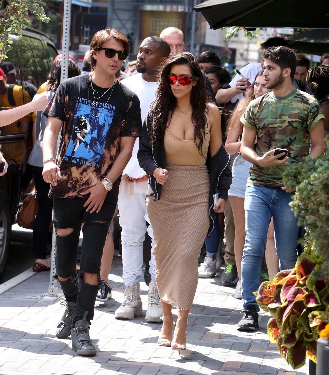 Tras el incidente lograron seguir con su paseo.