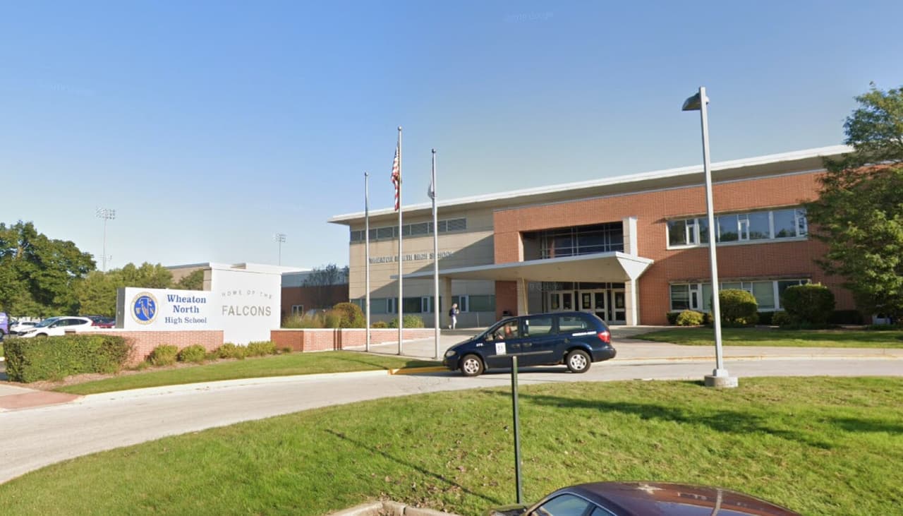 "Objeto sospechoso" obliga al cierre de escuela Wheaton North; policía no encontró ninguna amenaza