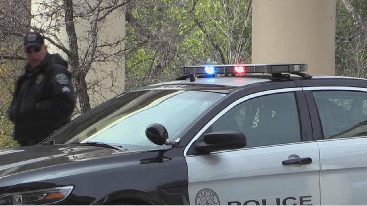 Acusan a dos oficiales de Austin por uso de fuerza excesiva en un caso del 2019 