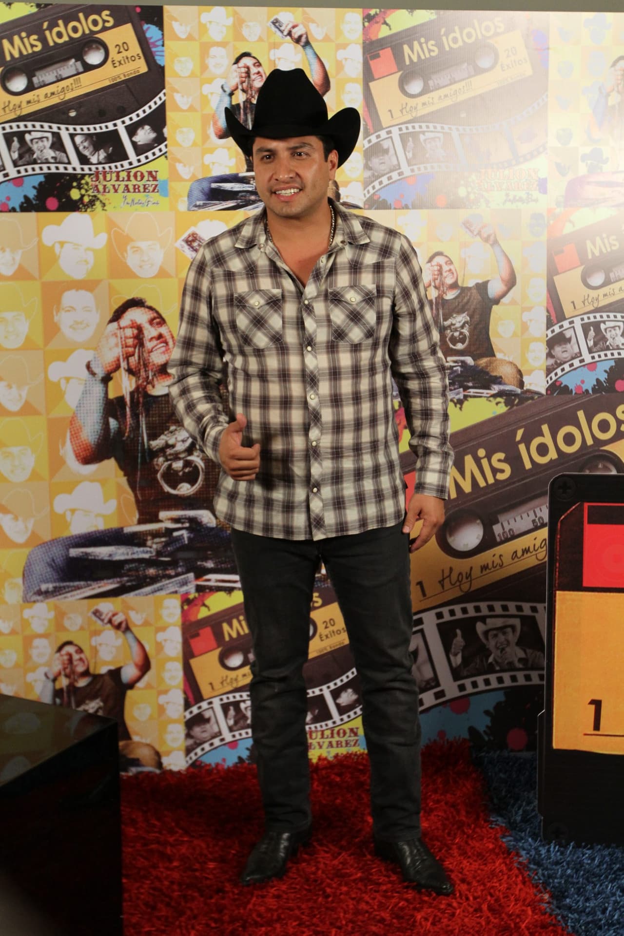 Como era de esperarse, después de las declaraciones de Julión, los memes y las burlas también salieron de primer momento.