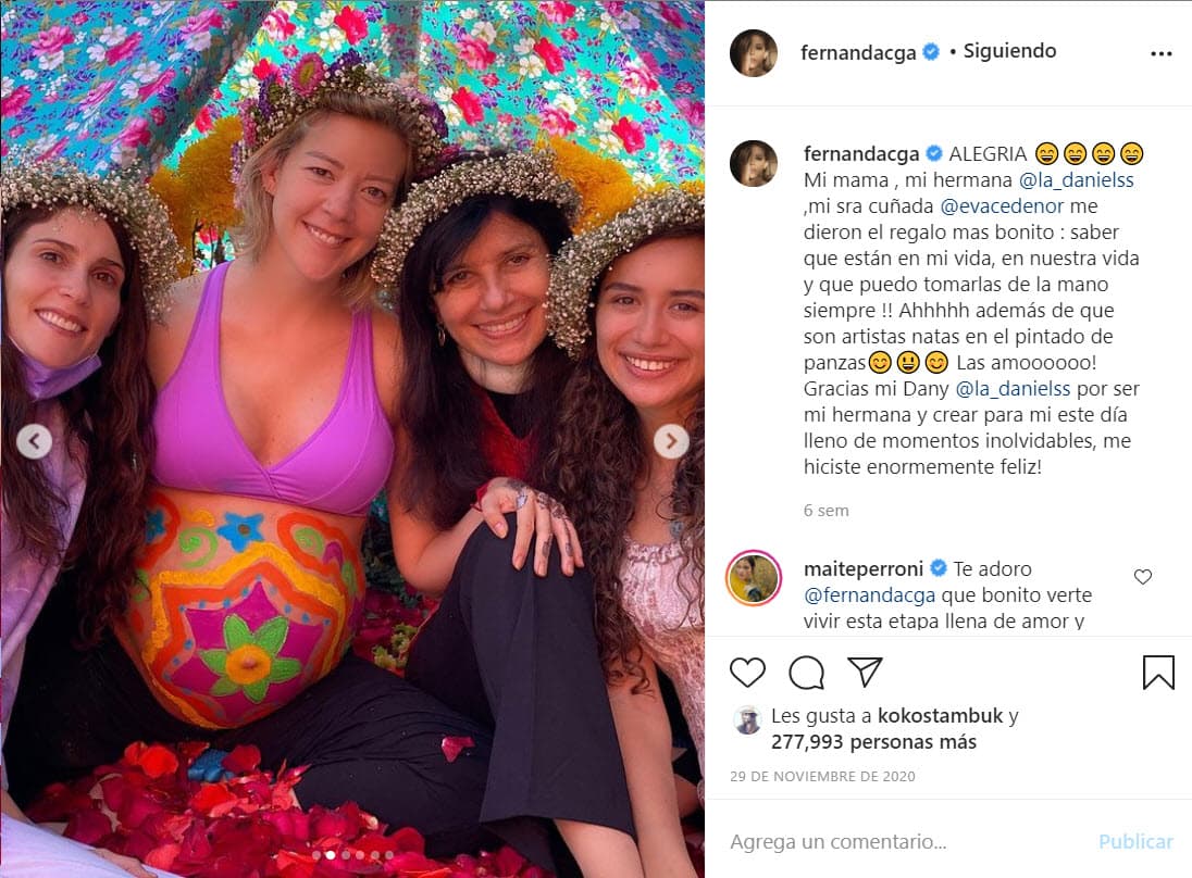 El sábado 16, la madre de la actriz, Cecilia García Barrios (a la derecha de Fernanda Castillo), escribió en su cuenta de Facebook que su hija estuvo delicada. 
<br>