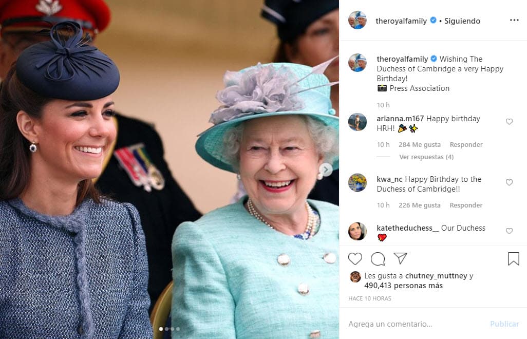 La cuenta de la familia real en Instagram compartió cuatro imágenes de la duquesa con el mensaje: "¡Deseándole a la duquesa de Cambridge un muy feliz cumpleaños!".
<br>