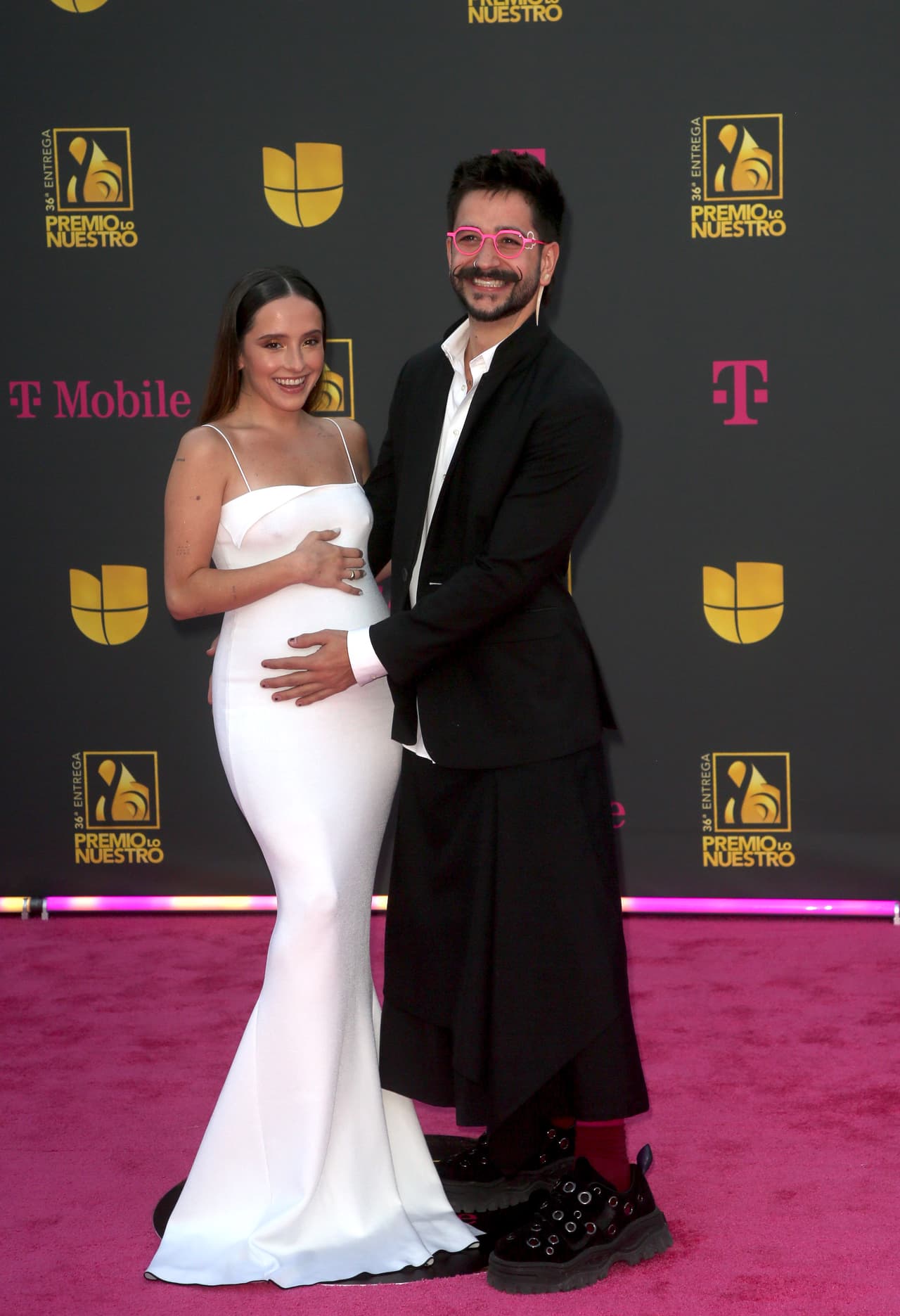 <b>Camilo y Evaluna</b> posaron felices, no solo por las nominaciones del colombiano, también porque esperan a su segundo bebé.