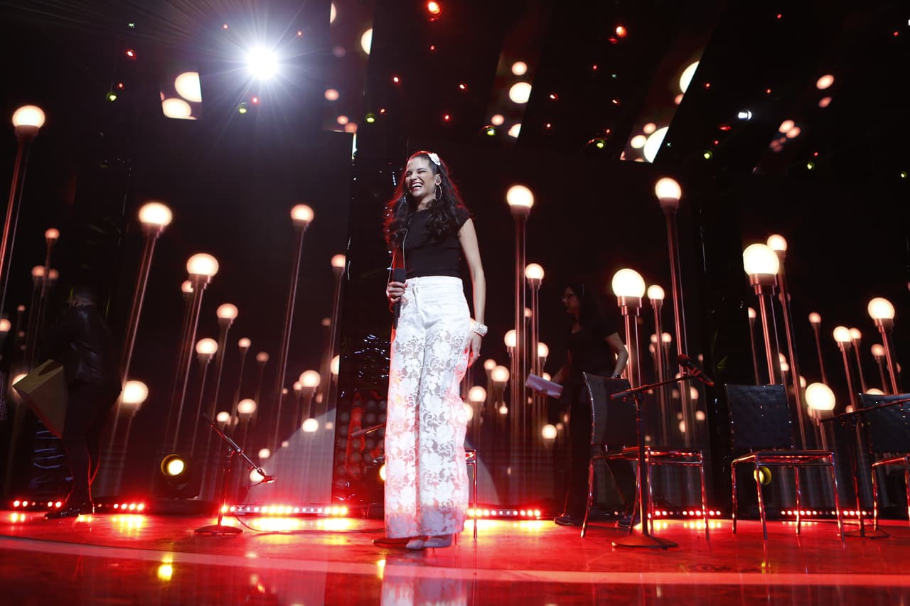 Adrian y Natalia cantando juntos hizo sonreír nuestros corazones