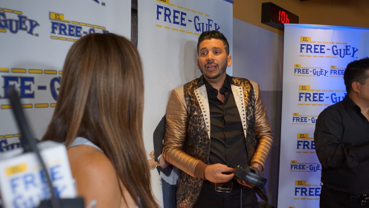 Banda Los Recoditos nos presentó en primicia su nuevo disco 'Los Gustos Que Me Doy' y armaron tremendo relajo con La Bronca, El Tambochi y El Compa Ivan.