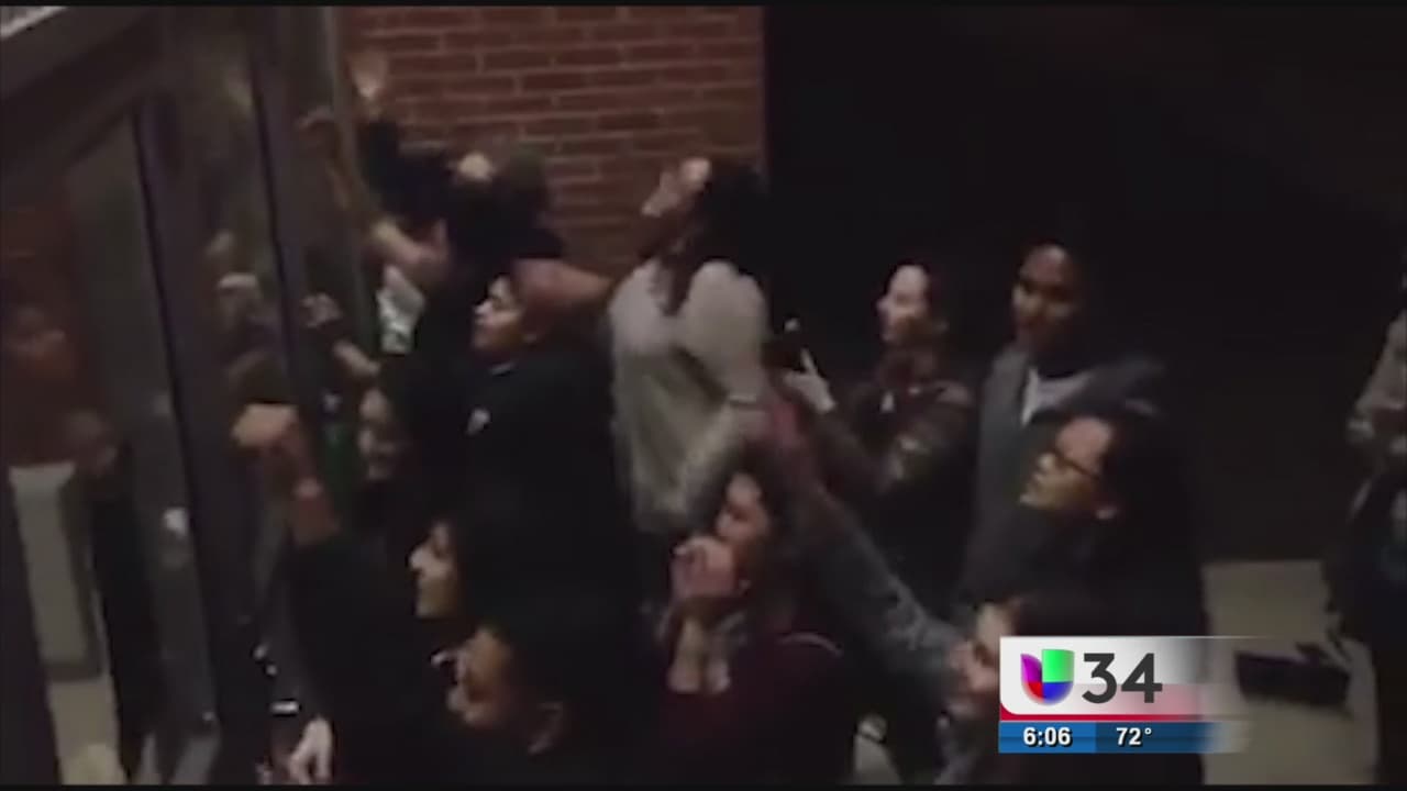 Jóvenes fueron detenidos en protestas por reducción de matrículas para 'dreamers' en Georgia