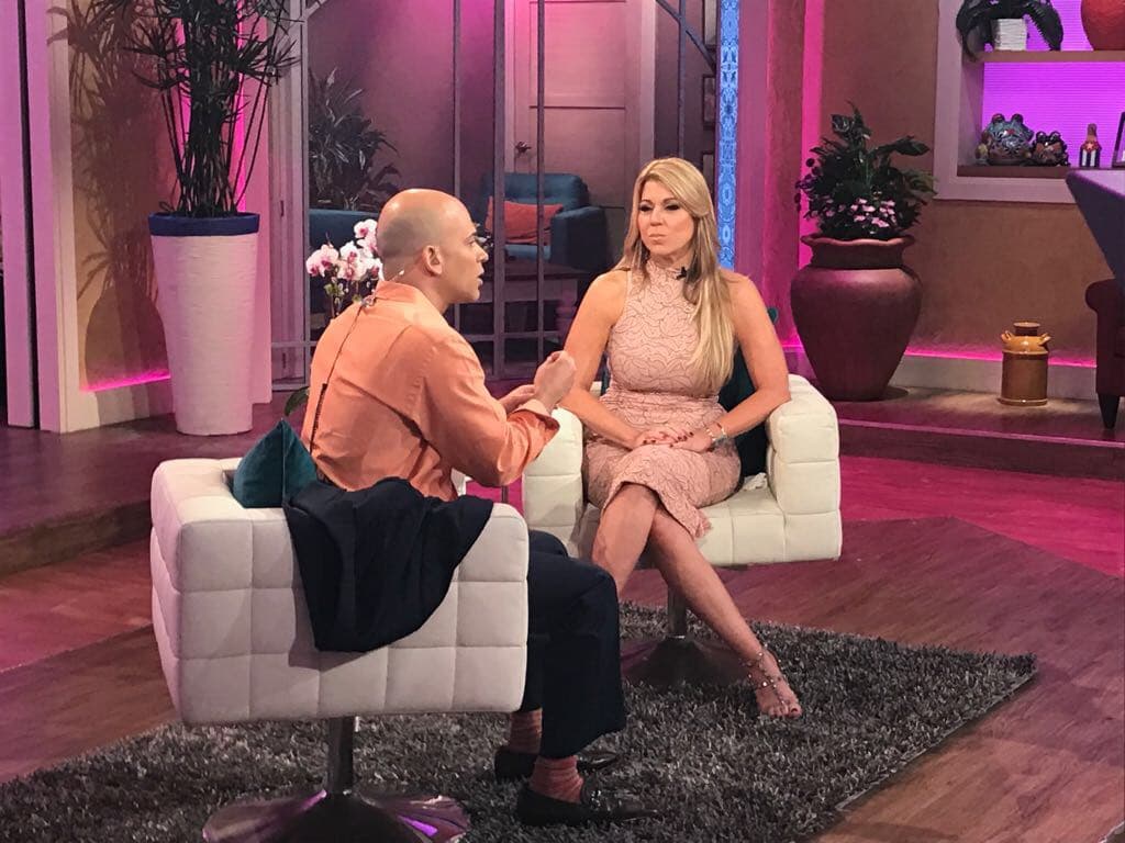 El 1 de marzo de 2017, María Marín llegó a Despierta América para compartir la lucha que estaba enfrentando contra el cáncer de seno.