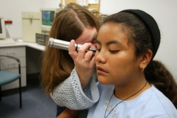 Dos nuevos proyectos de ley buscan proteger a miles de neoyorquinos indocumentados sin seguro médico