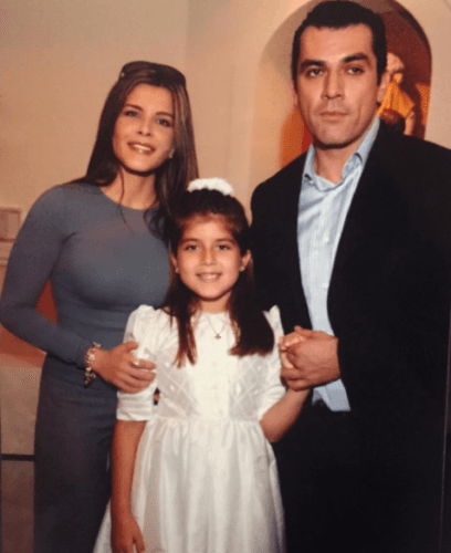 Valentina no ha sido la única hija que el actor no ha reconocido. A principios de los 2000, Jorge Salinas estuvo en una disputa legal con su ex, Adriana Cataño, luego de que este negara ser padre de Gabriella Cataño, quien nació en septiembre de 1995.