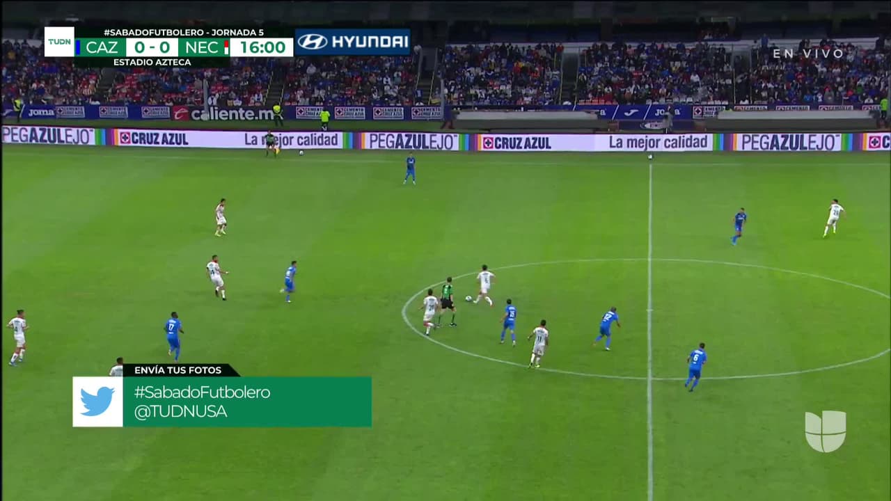¡TIRO ATAJADO! disparo por Fernando González.