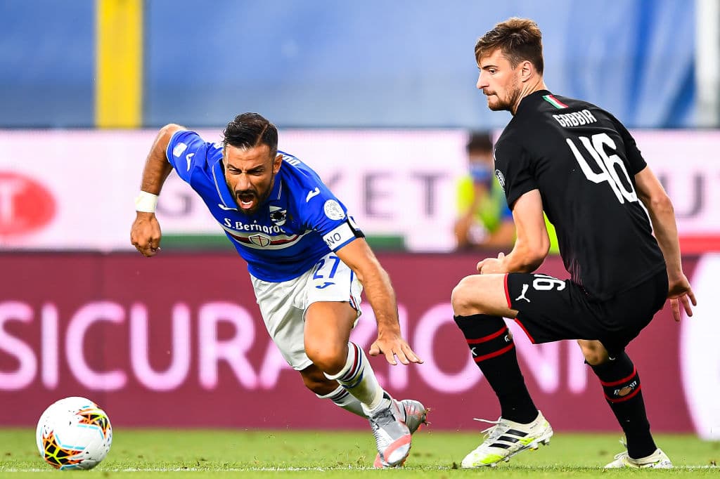 Con resultados de Hellas Verona 3-0 SPAL, Lazio 2-0 Brescia, Sampsoria 1-4 Milán, Sassuolo 5-0 Genoa, Udinese 1-2 Lecce, Fiorentina 4-0 Bologna y Torino 2-3 Roma, la penúltima jornada del futbol italiano.