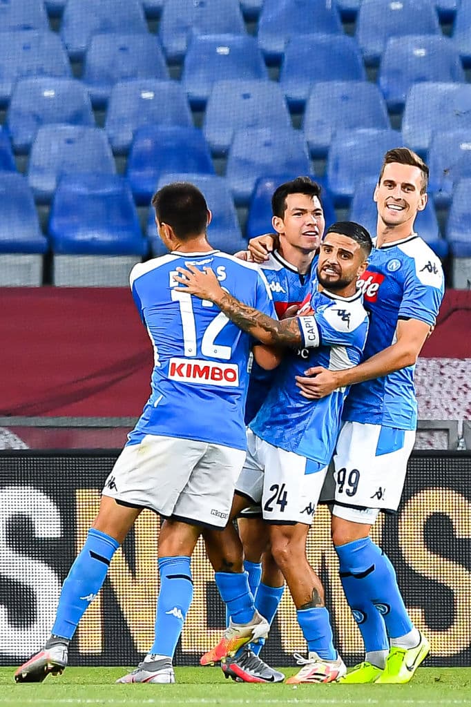 Con gol ‘Chucky’, Napoli saca los tres puntos ante Genoa | El mexicano anotó el tanto de la victoria dos minutos después de ingresar a la cancha.