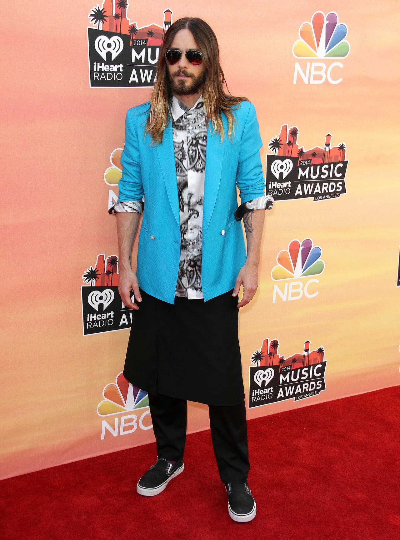 Su iniciativa normaliza el uso de prendas fuera de los estereotipos según usuarios de Twitter: “Si Jared Leto pudo salir en el concierto de ayer con falda quien dice que el chico de mi colonia no puede ir con falda de cuadros a la facultad".