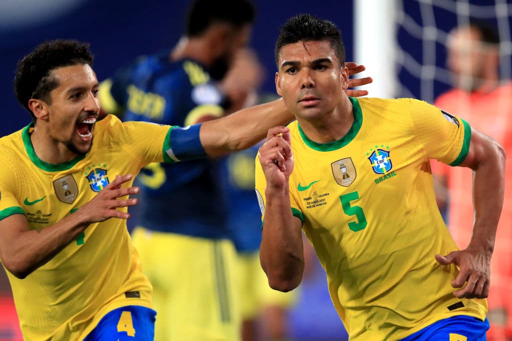Carlos Enrique Casemiro se pone la capa de héroe al minuto 90+10 y Brasil logra vencer 2-1 a Colombia.