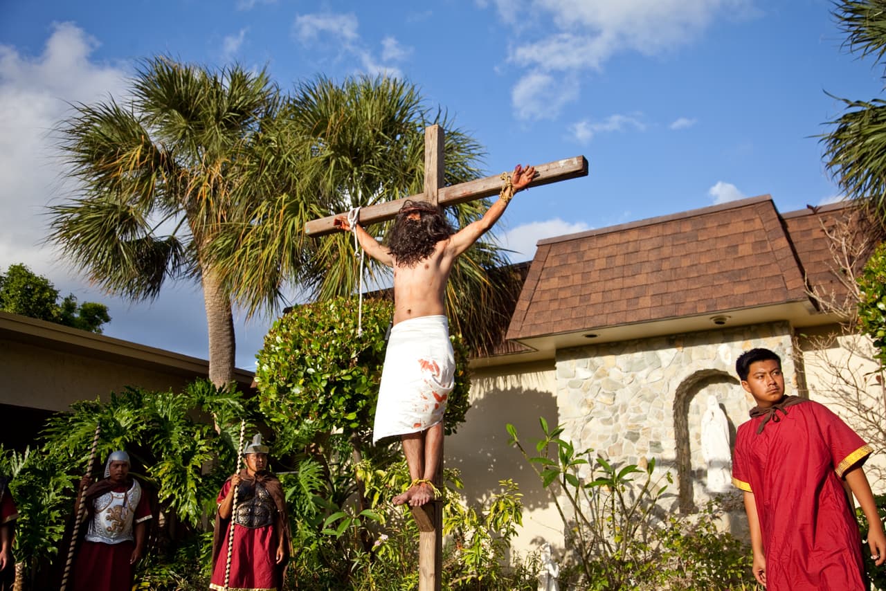 Hoy en día, se estima que un tercio de la población es indocumentada. Con la llegada de Donald Trump al poder y la puesta en marcha de sus políticas migratorias, los vecinos aseguran que el miedo está haciendo que las calles luzcan más vacías.