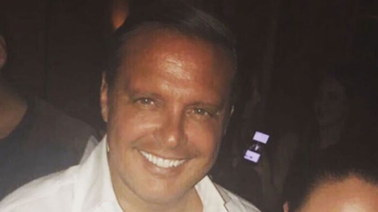 Por su parte, el exrepresentante de ‘El Sol’ aseguró que el cantante había estado escondiéndose para evitar las notificaciones judiciales e, incluso, que habría vaciado sus cuentas bancarias.