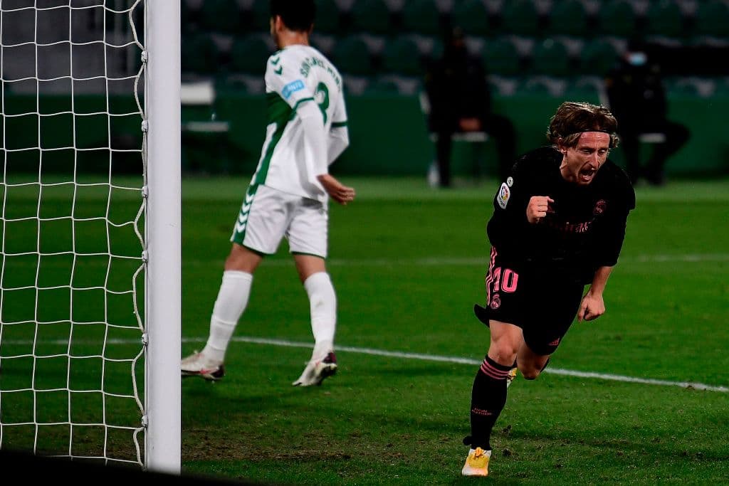Real Madrid no puede con el Elche y cierran el año con empate 1-1. El primer gol cay´ó a favor del club 'merengue' por parte de Luka Modric, pero fue hasta el minuto 52 que, con un penal cobrado por Fidel Chaves, se igualó el marcador en la J16 de LaLiga.