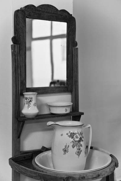 También los recipientes y envases para artículos de tocador pueden ser perfectos para aportar ese estilo.