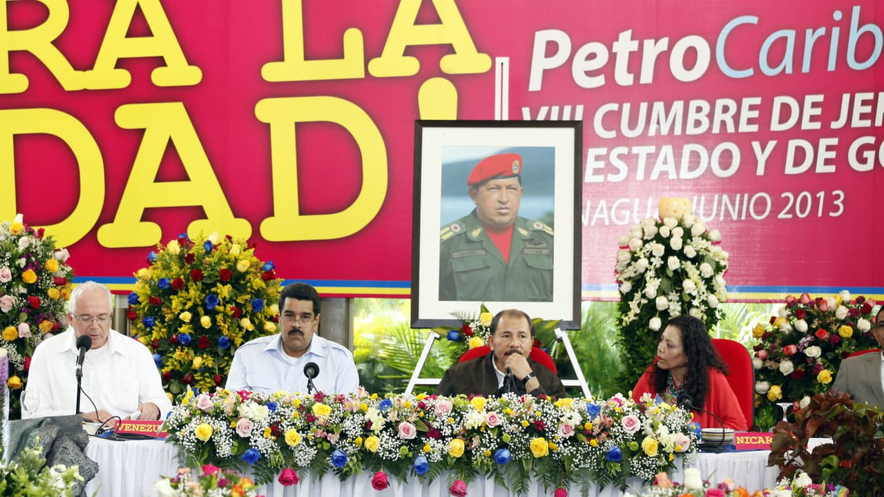 Chávez fue el artífice de un plan de protección diplomática a través de Petrocaribe. Una estrategia que por años implementó Rafael Ramírez, que heredó Maduro y terminó sirviendo a otros gobiernos como el de Ortega en Nicaragua.