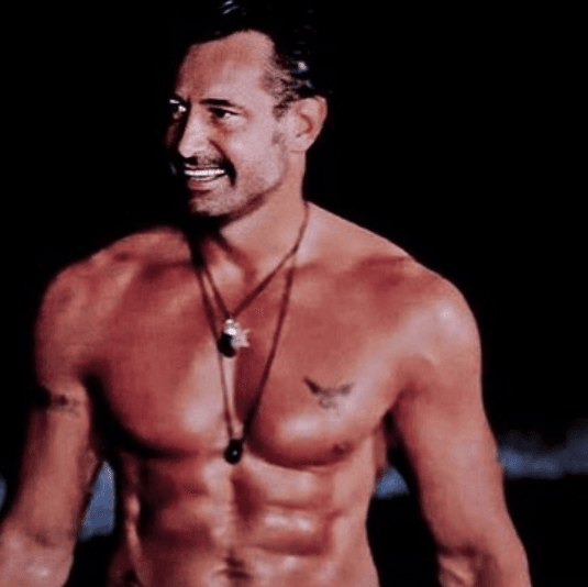 El actor compartió en Instagram esta imagen de las grabaciones de 'Soltero con hijas', telenovela que protagoniza, este lunes 17 de diciembre.