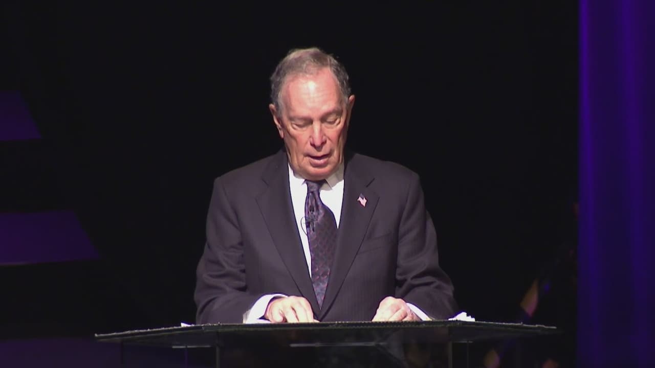 Bloomberg pide perdón por política que causó detenciones injustas de miles durante su alcaldía