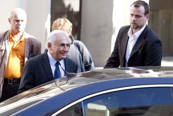 1 de mayo de 2012: Un juez de Nueva York niega la inmunidad diplomática a Strauss-Kahn en los cargos por lo civil que se le imputan.