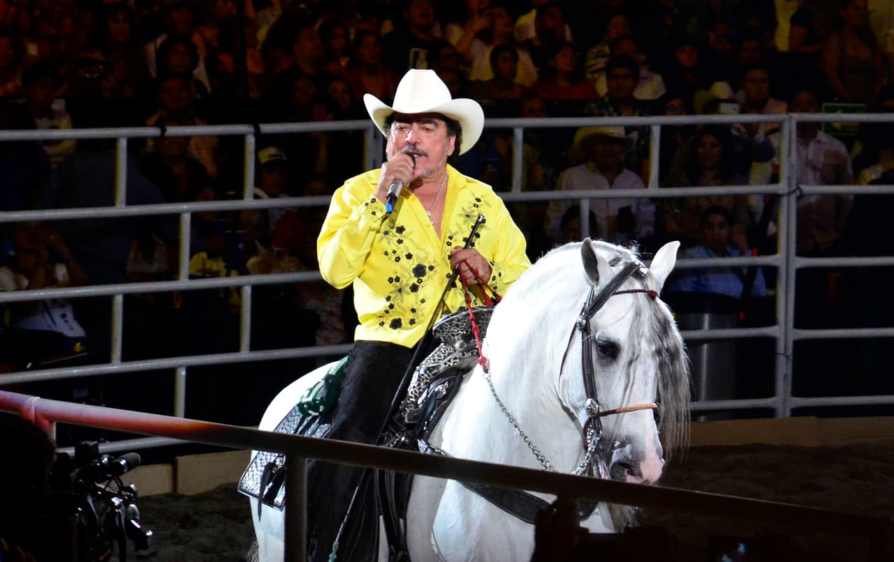 Conocido por ser el "Rey del Jaripeo", sus canciones se convirtieron en las favoritas del público.