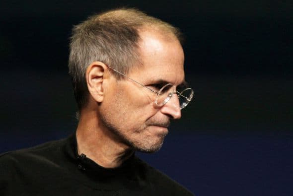5. STEVE JOBS. Ha sido muy sonado el hecho de que el salario anual del Director Ejecutivo de Apple era de un dólar, que percibió desde 1997.