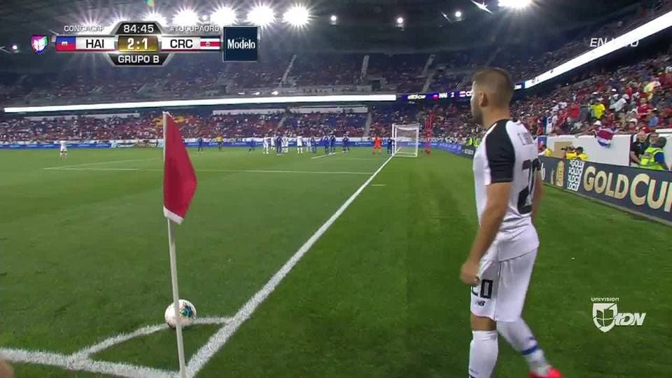 Tiro desviado de Mayron George