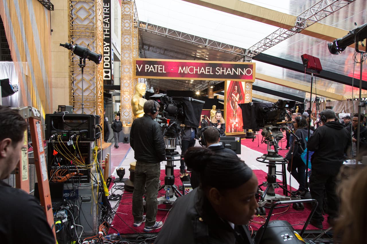 Aunque por segundo año consecutivo, la lista de nominados a Mejor Director está compuesta
<b><a href="https://www.univision.com/famosos/hillary-clinton-lamenta-que-no-haya-mujeres-directoras-nominadas-al-oscar-2020-fotos">exclusivamente por hombres.</a></b>