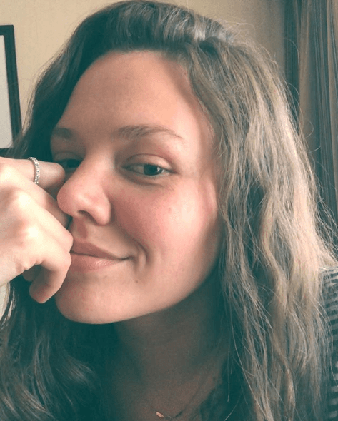 Tras 
<b><a href="https://www.univision.com/famosos/joy-huerta-denuncia-que-fue-discriminada-en-mexico-tramitando-el-pasaporte-de-su-hija-y-el-canciller-le-responde-fotos">la pandemia por el covid-19</a></b>, varios famosos han puesto el ejemplo para quedarse en casa, tal como lo ha hecho la cantante 
<b>Joy Huerta</b>.