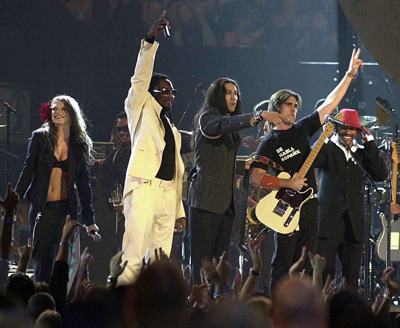 Año: 2003
<br>Juanes y The Black Eyed Peas