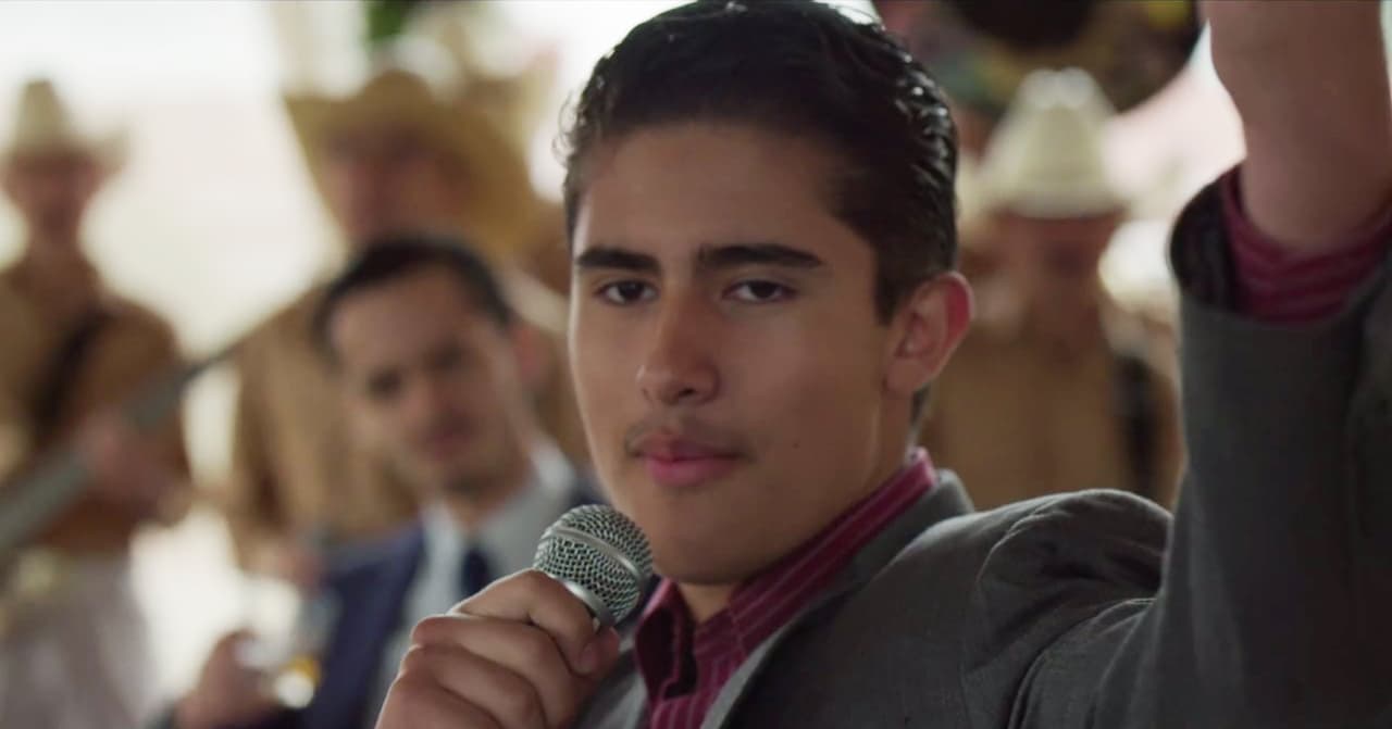 Padre e hijo brindaron por la ocasión tan especial.