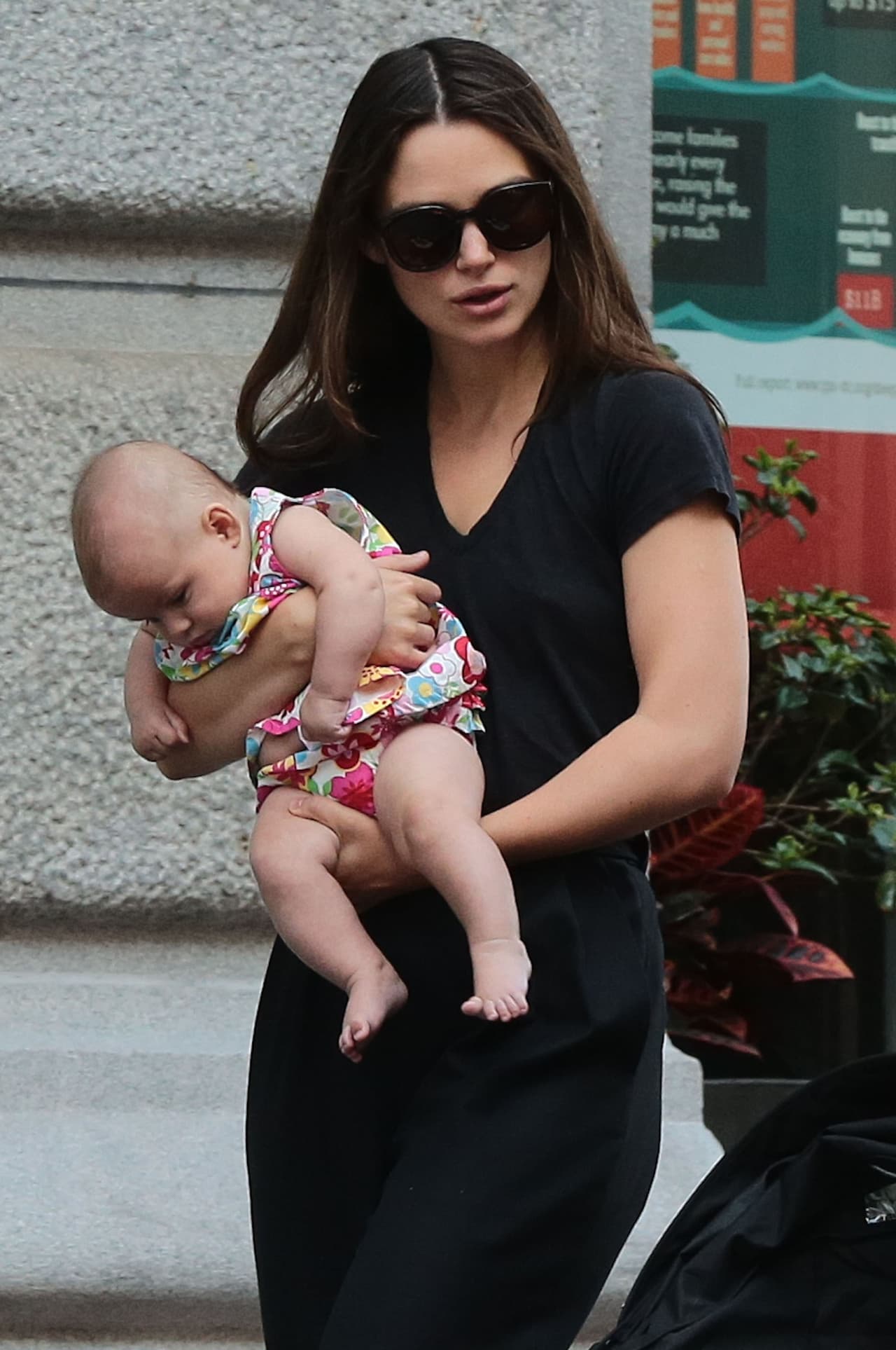 La actriz se está acostumbrando a su nuevo rol de mamá.