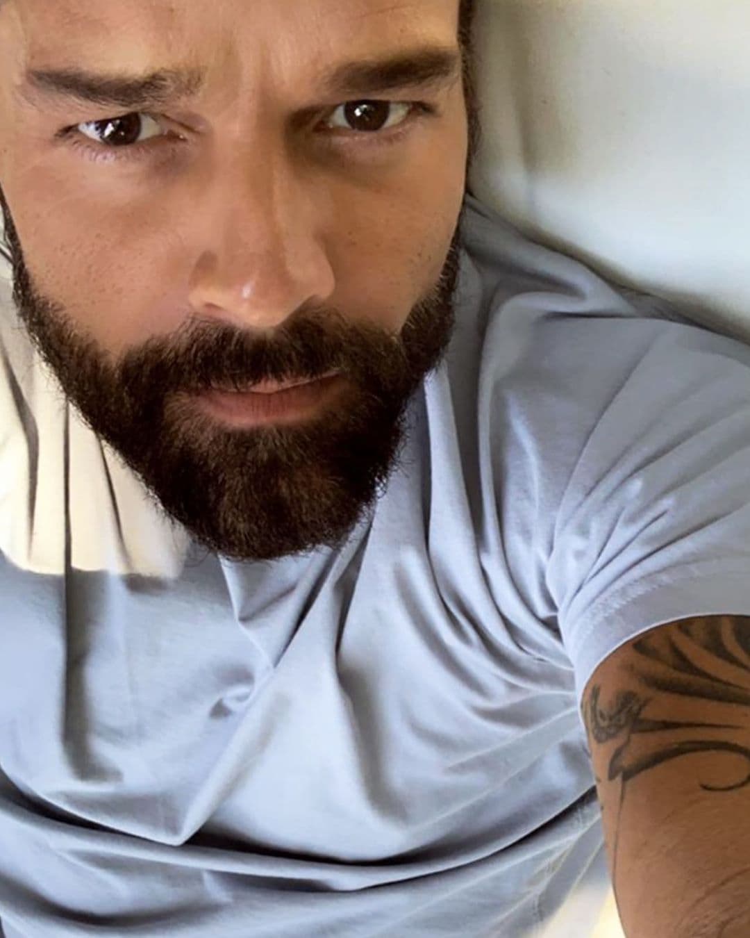 Además, reveló el nombre que tendrá el pequeño: Renn Martin-Yosef.