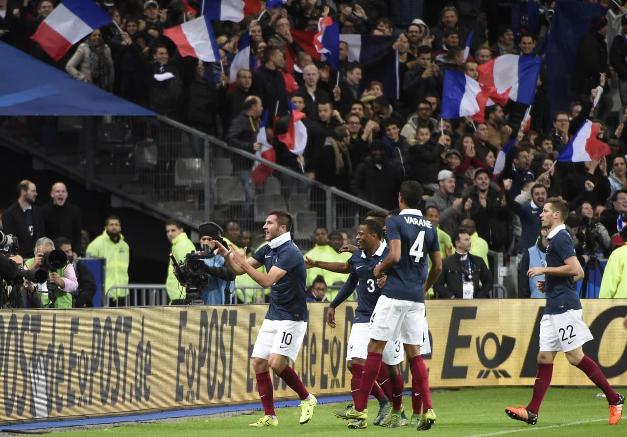 Francia 2-0 Alemania: Victoria de los galos en medio de la tragedia de París
