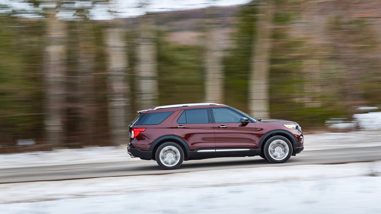La Ford Explorer 2020 llegará a los concesionarios de la marca en el 
<b>verano de 2019</b>, con precios que en promedios son cerca de 400 dólares más caros que los de la camioneta que reemplaza