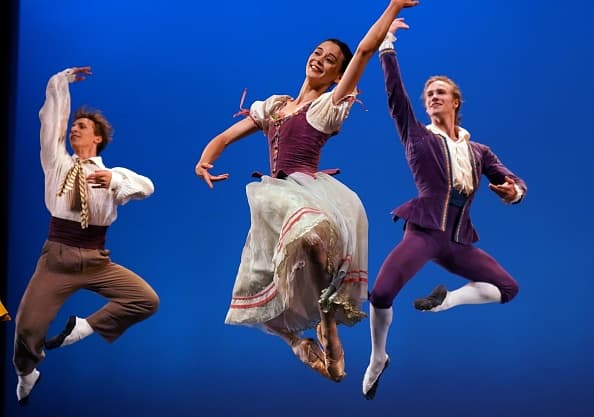 El Royal Danish Ballet, conocida como la tercera compañía de ballet más antigua del mundo, se reúne para traer lo mejor de August Bournonville a The Joyce.