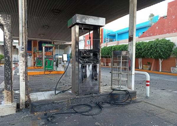 Al menos 7 negocios fueron incendiados por el cartel de Santa Rosa de Lima en Celaya, Guanajuato, por el arresto de 29 presuntos miembros de esta organización