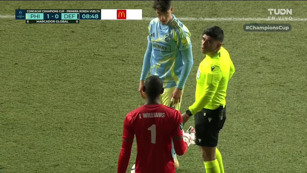 ¡GOL!  anota para Philadelphia Union. Jovan Lukic