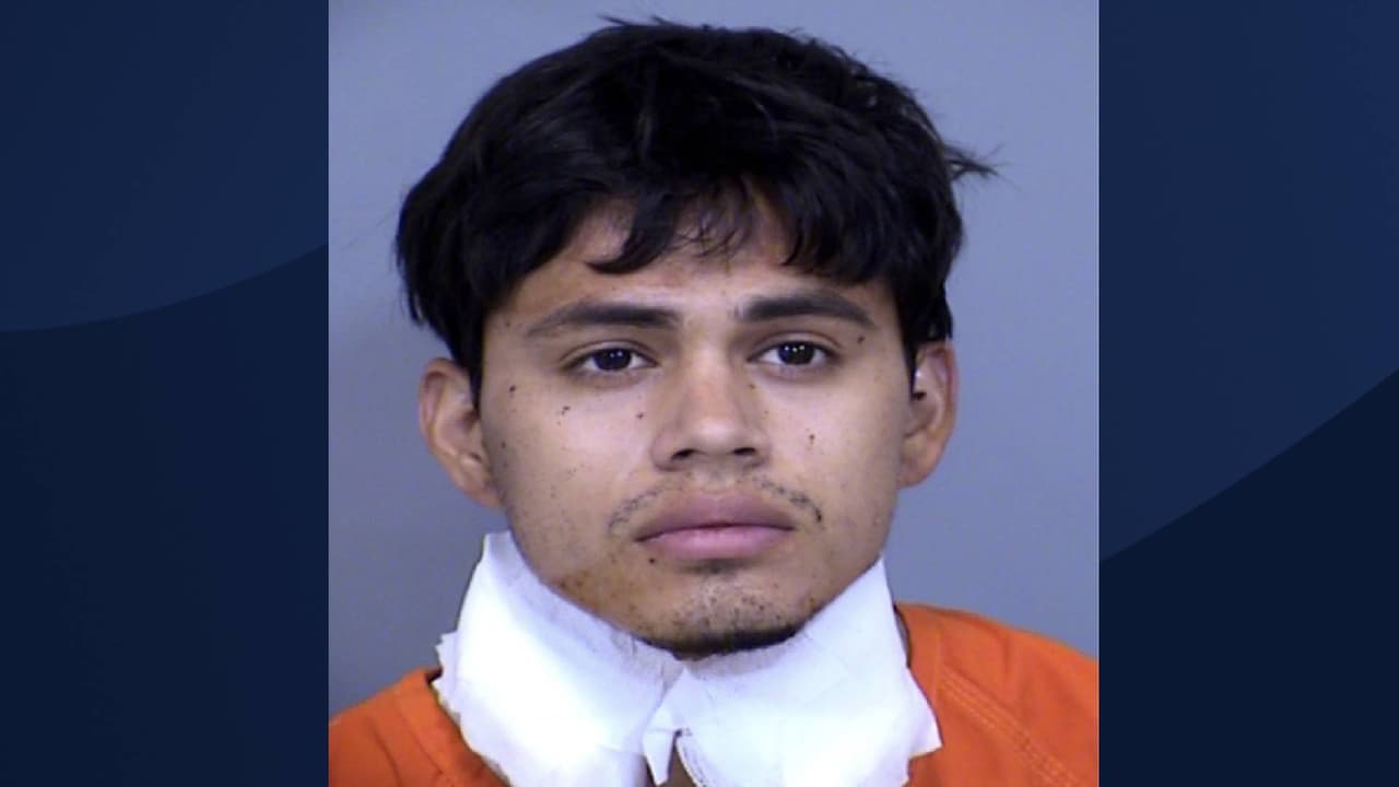 Arrestan a joven de 24 años como sospechoso de asesinar a su madre en Phoenix